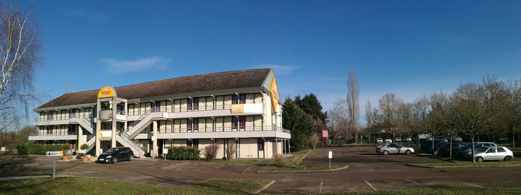 Premiere Classe Avallon Савиньи-ле-Буа Экстерьер фото